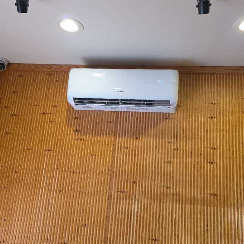 Ductless mini-split indoor unit installed by Aura HVAC