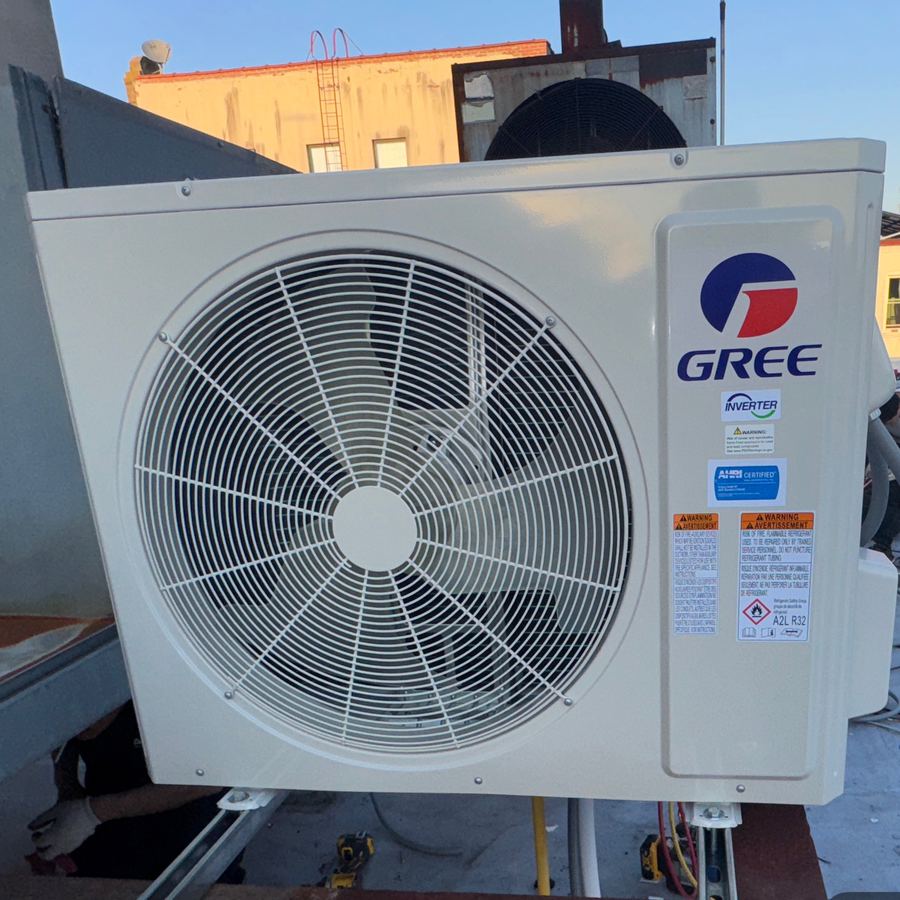 Heat pump outdoor condenser installed by Aura HVAC